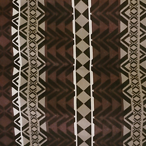 Geometric Patterned burgundy, brown and black mini Skirt - Picture 2 of 4